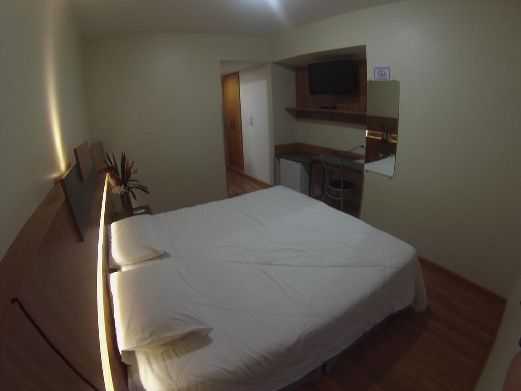 Hotel Aero Park E Estacionamento 3*
